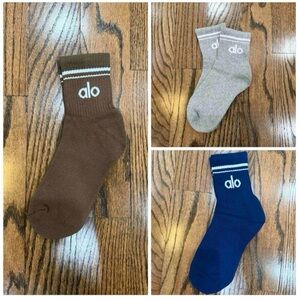 Alo Throwback socks 3 pairs brand new